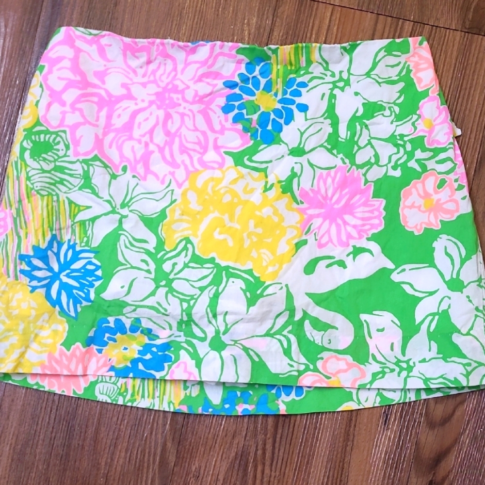 Lilly Pulitzer Pink and Blue A-Line Mini Skirt Resort Wear used good condition.